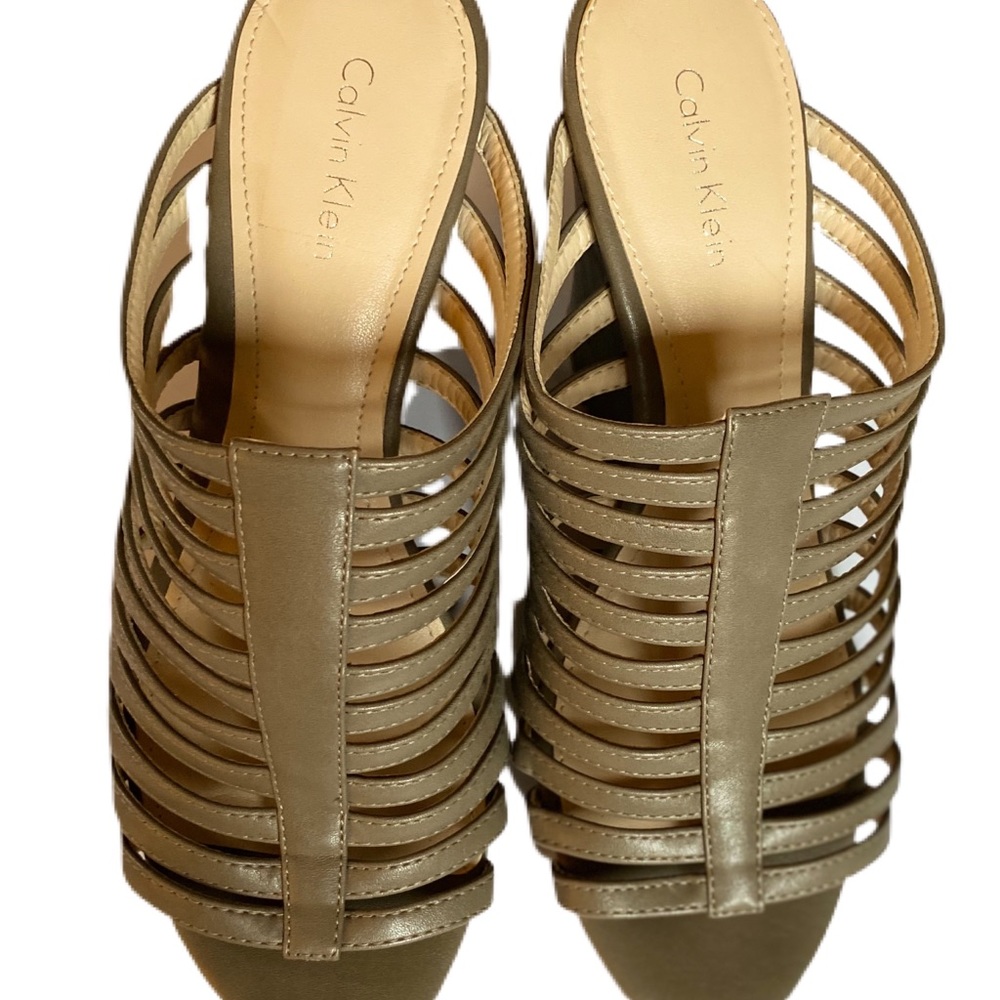 Calvin Klein Shoes nude slide on wedge sandals